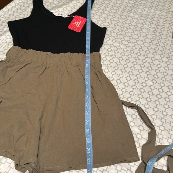 NWT PatPat WOMEN SKort ,
One Size medium 
One size small 
Sold separate - Picture 13 of 14